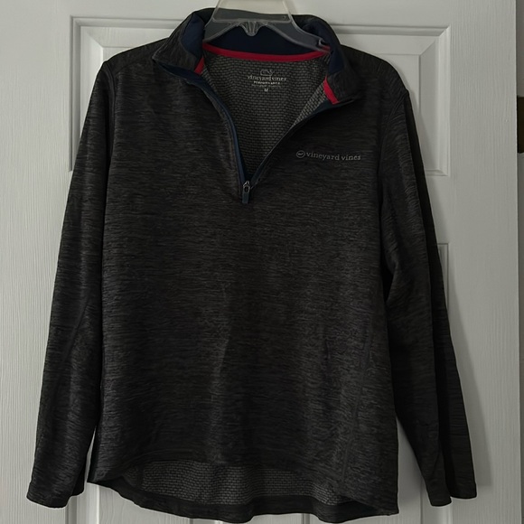 Vineyard Vines Pullover - Picture 1 of 3